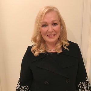 Meet your Posher, Julie